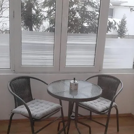 Apartment Apartament 50 Mp, 2 Camere, Decomandat, Self Check-In 24 H, Pacare In Zona, Brasov